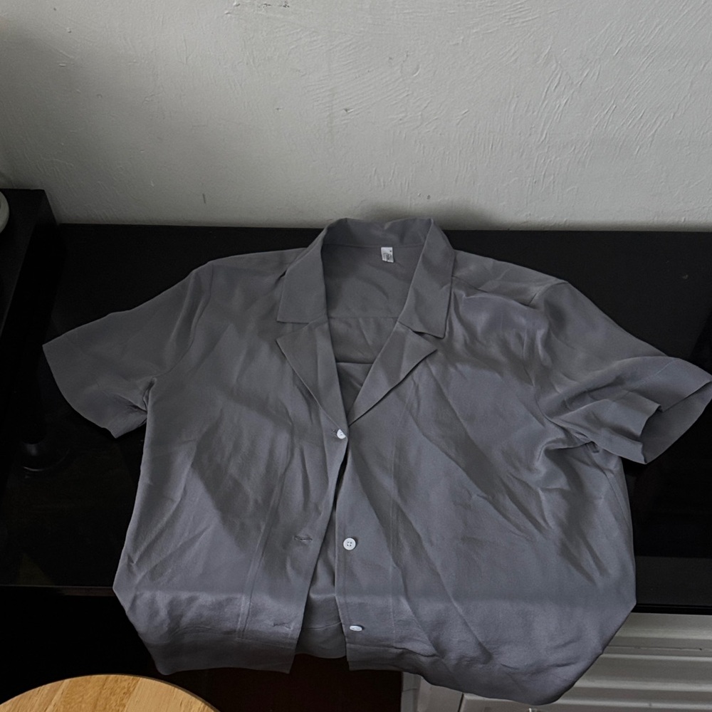 Elegant silk Gray Short Sleeve Blouse